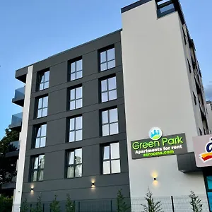 Park And For Guests Apartment